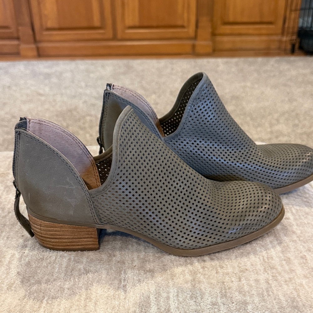 Sofft Perforated Olive Ankle Boots-8